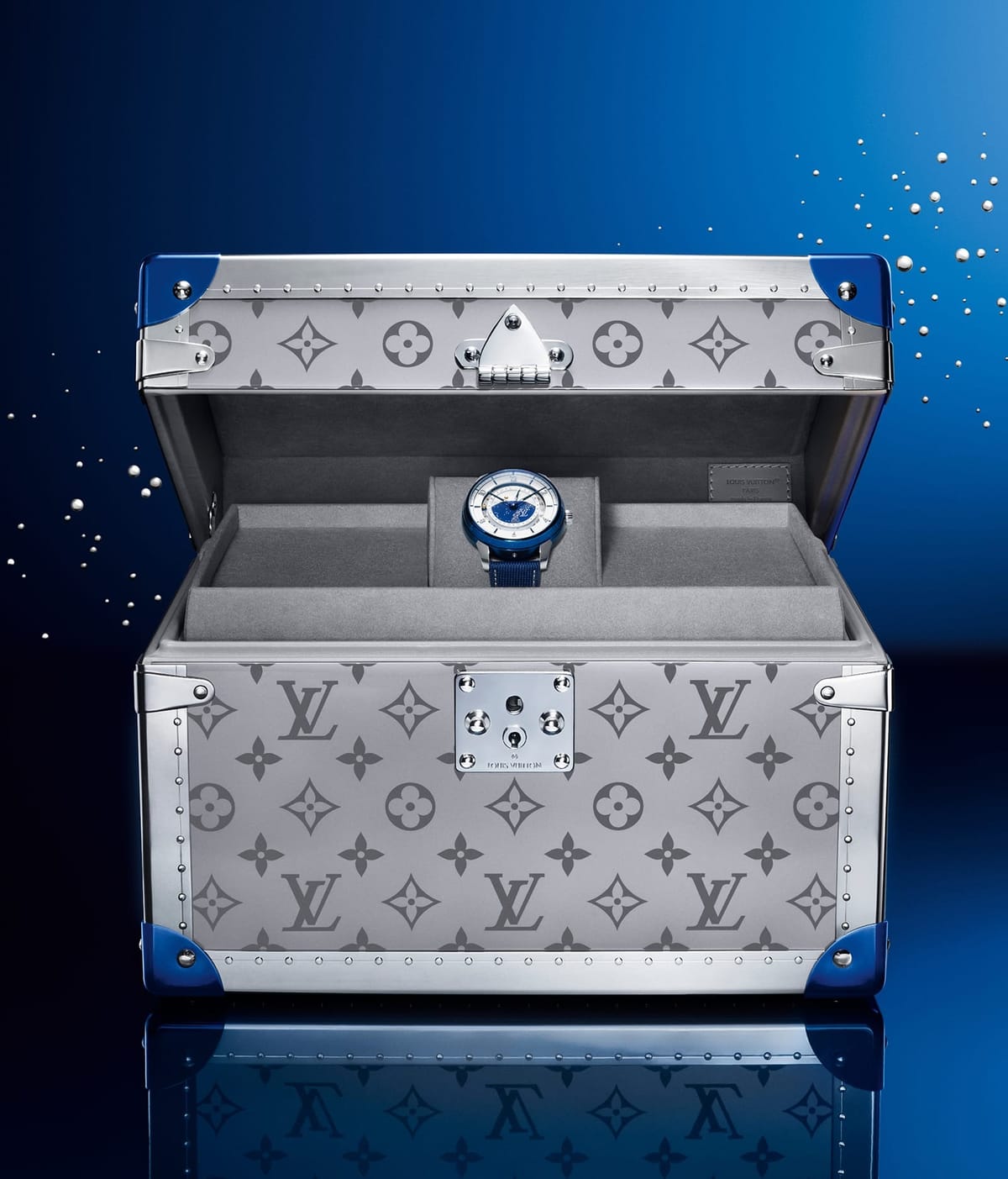 Louis Vuitton x De Bethune new blue color watch, in a Louis Vuitton branded trunk
